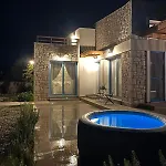 Anasa Rustic * كولومبيا