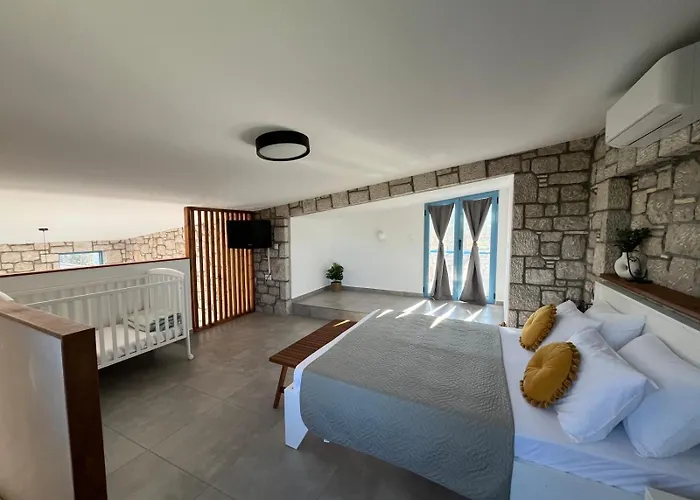 Anasa Rustic * Κολύμπια